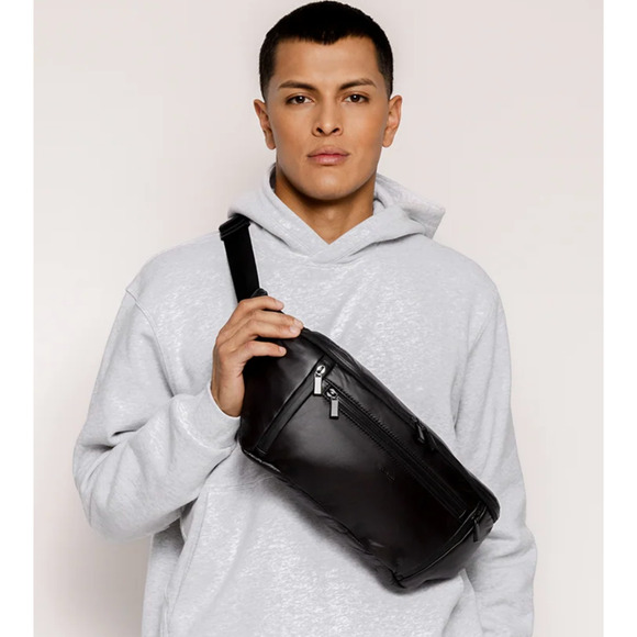 NEW CARAA FREE PEOPLE BLACK LARGE CROSSBODY SLING BAG - Picture 7 of 13